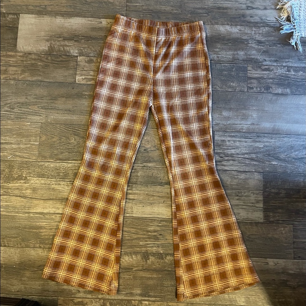 Stretchy flare pants